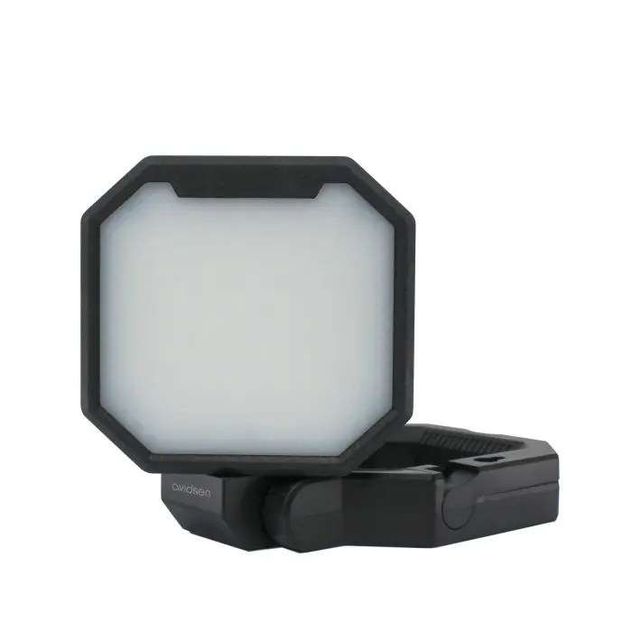 ELETTROWATT - Faro LED da lavoro 200W, 16000 lm, luce bianca 4000K - portatile, impermeabile, supporto pieghevole, per uso interno ed esterno, officina, giardino, cantiere, garage, imbianchino
