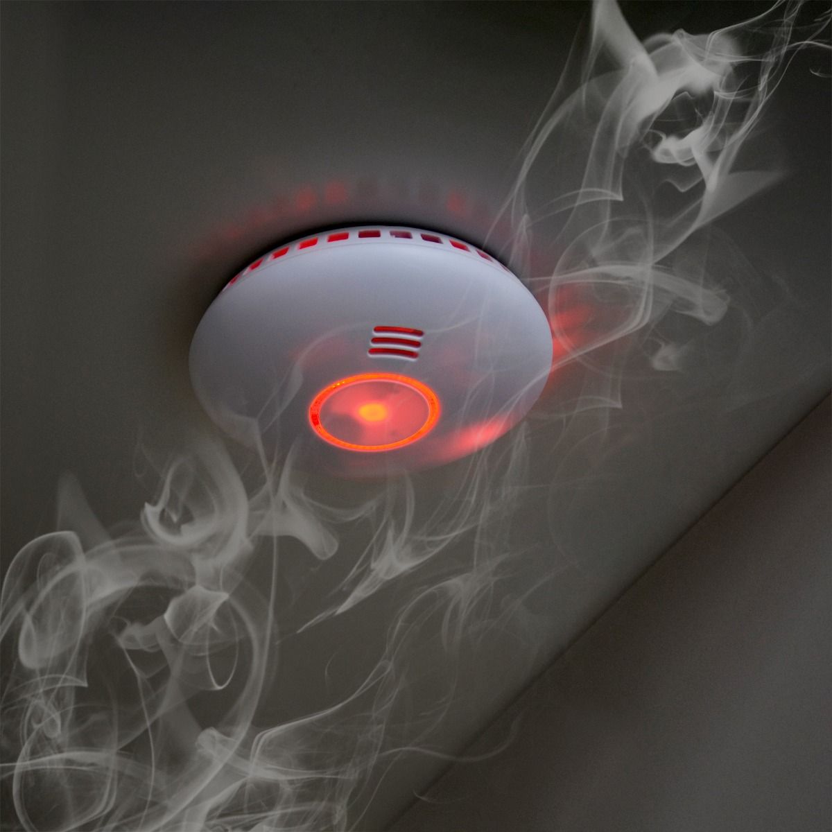 Avidsen Home: HomeSmoke abbinato a lampadine connesse
